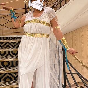 Greek Goddess Large dress costume. Comes with accessories